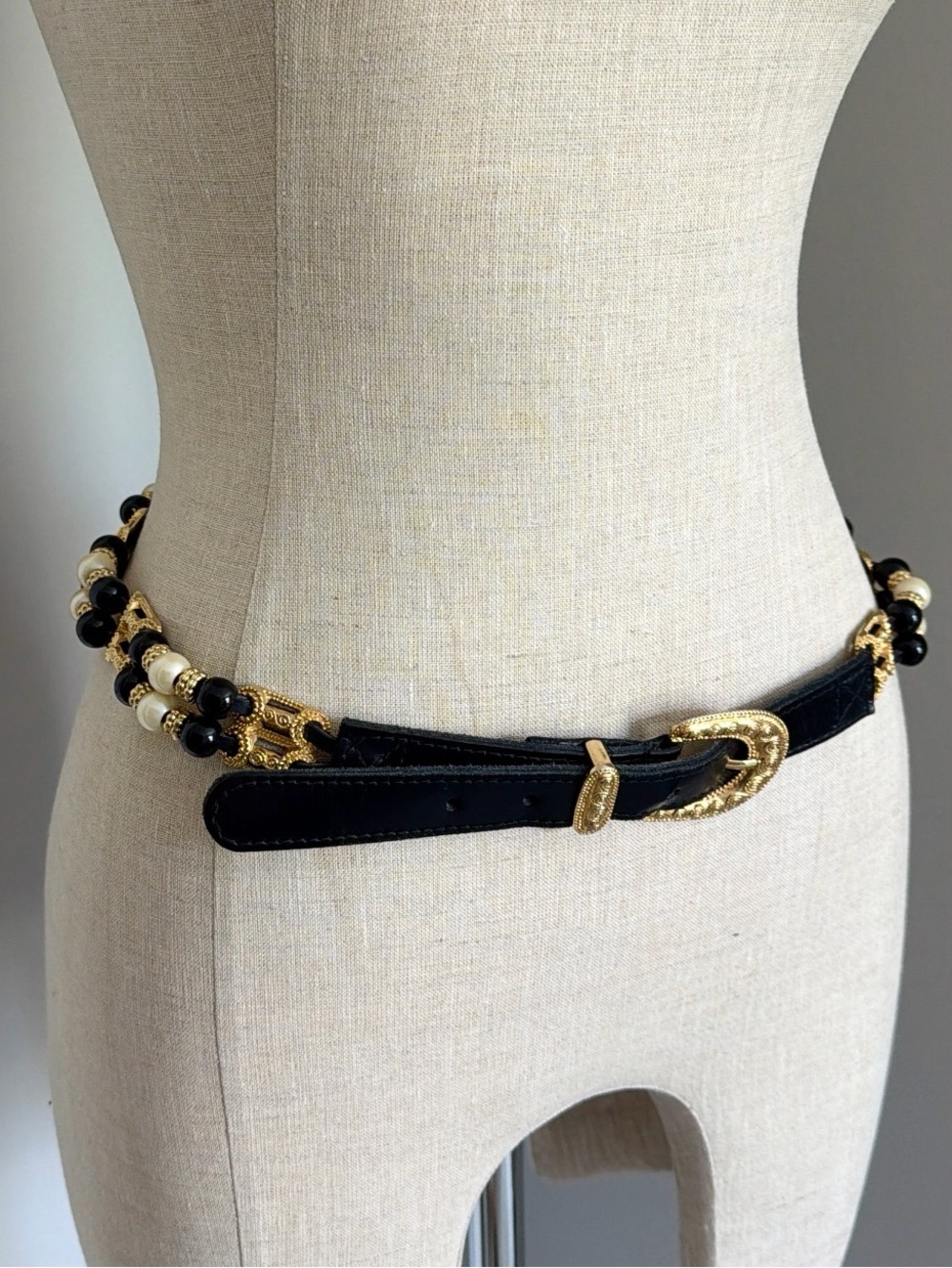 1990s Express Women’s Black Leather Gold Medallion Beaded Pearl Belt